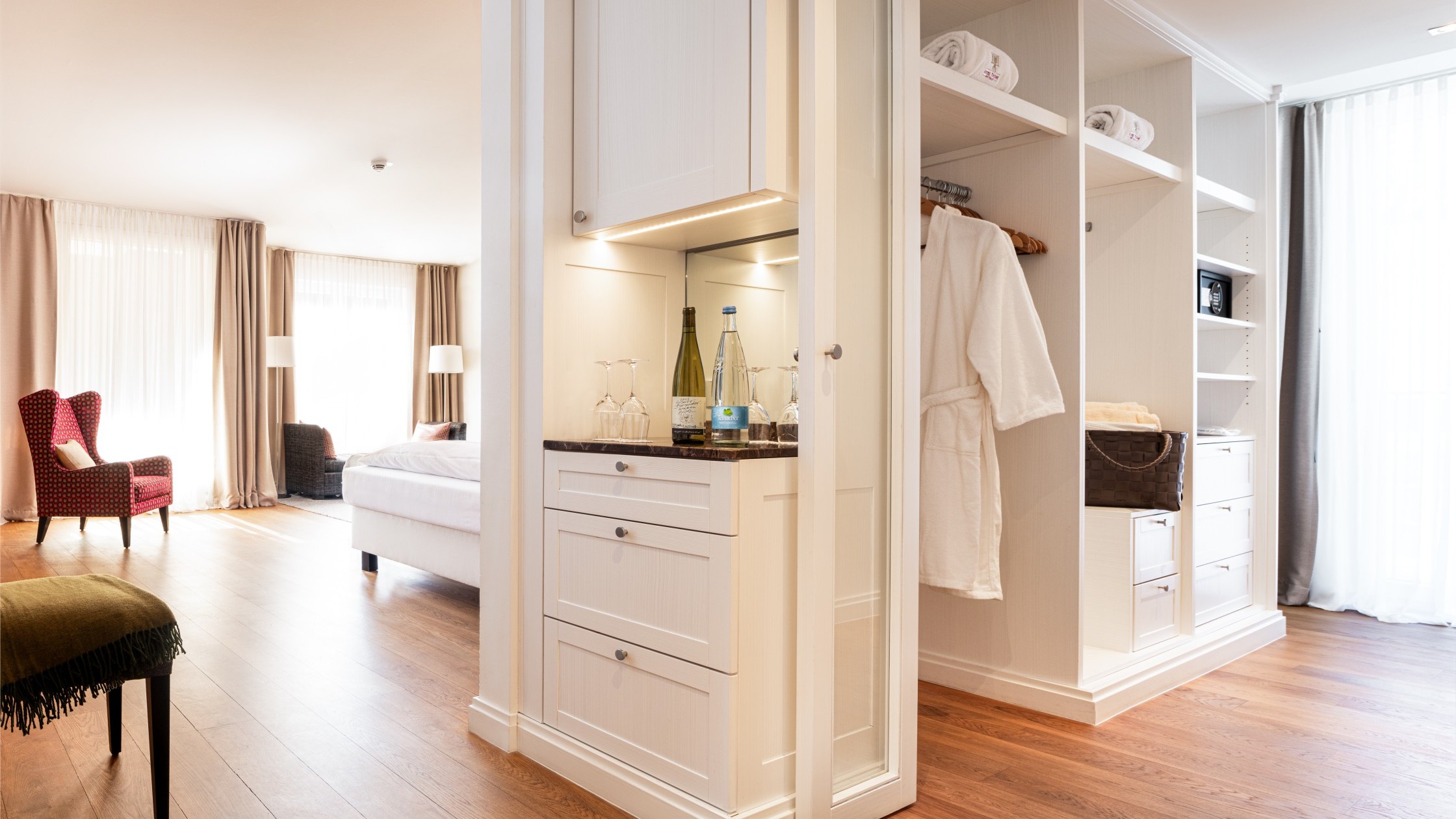 2025-03_Hotel Therme Teinach_Zimmer_LutzSternstein-1863_sRGB_screen_TJSU_149