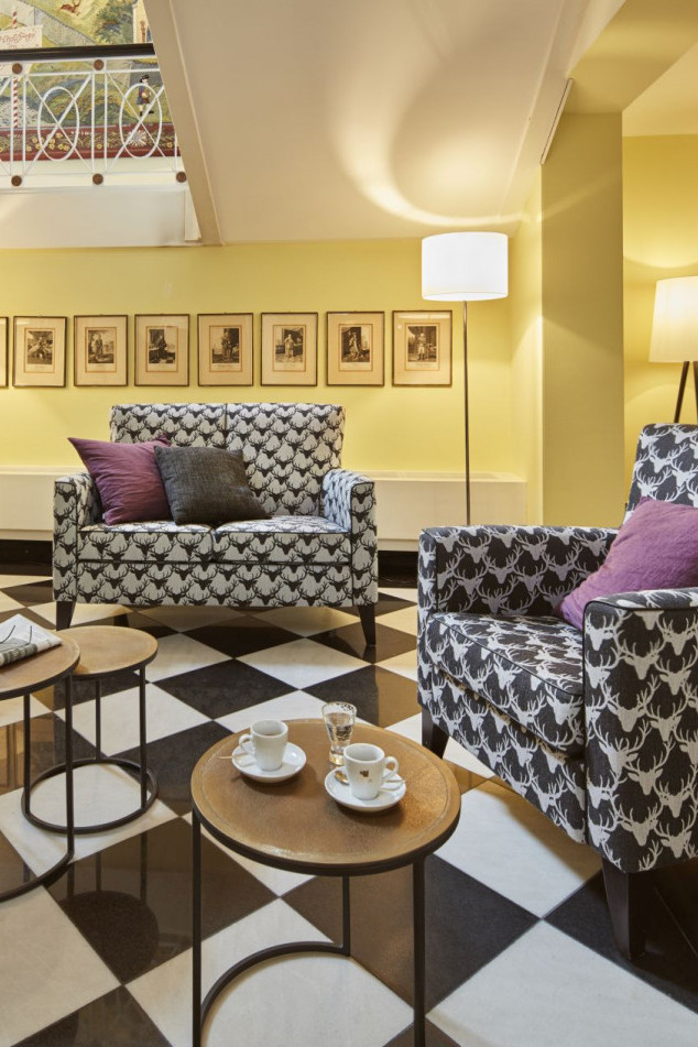 060319_HotelThermeTeinach_Haupthaus_Lobby_Sitzecke