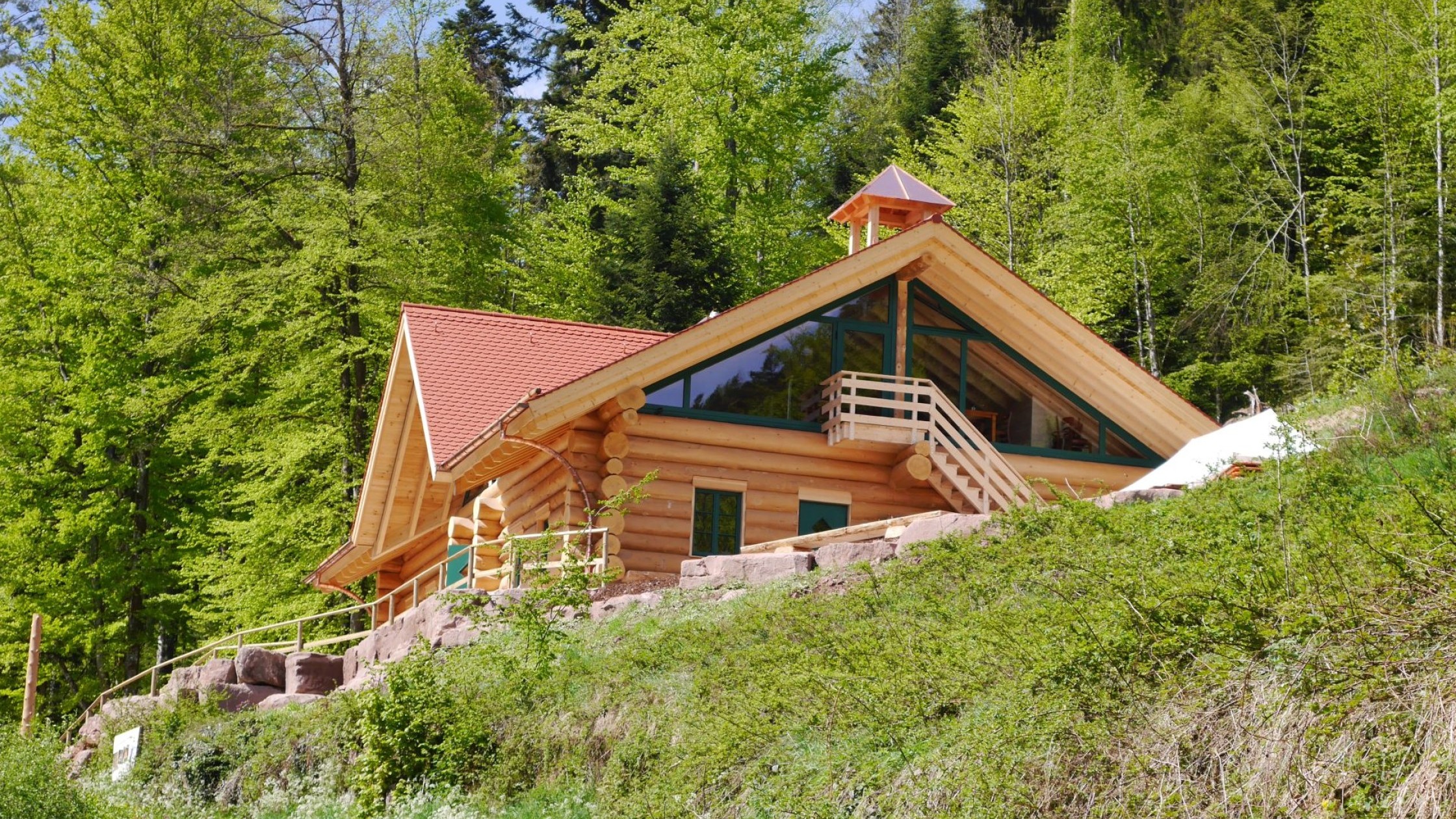 Schloßberghütte Aussenansicht von unten