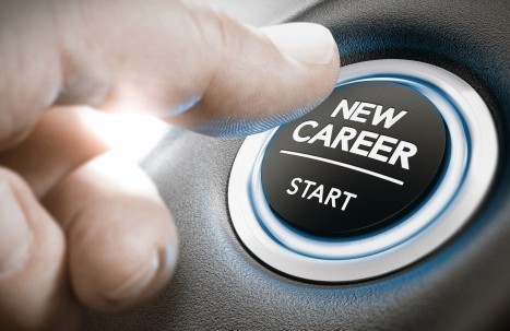 Symbolbild für Karrierechancen im Hotel Bad Teinach mit Startknopf